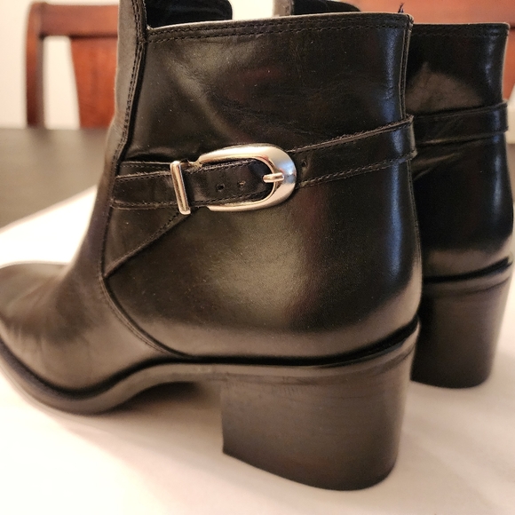 Bandolino Boots - Picture 8 of 9